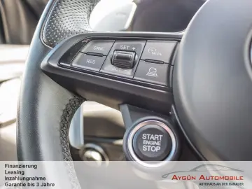 ALFA ROMEO Tonale Veloce 1.5 Hybrid  Panorama  Leder  ACC