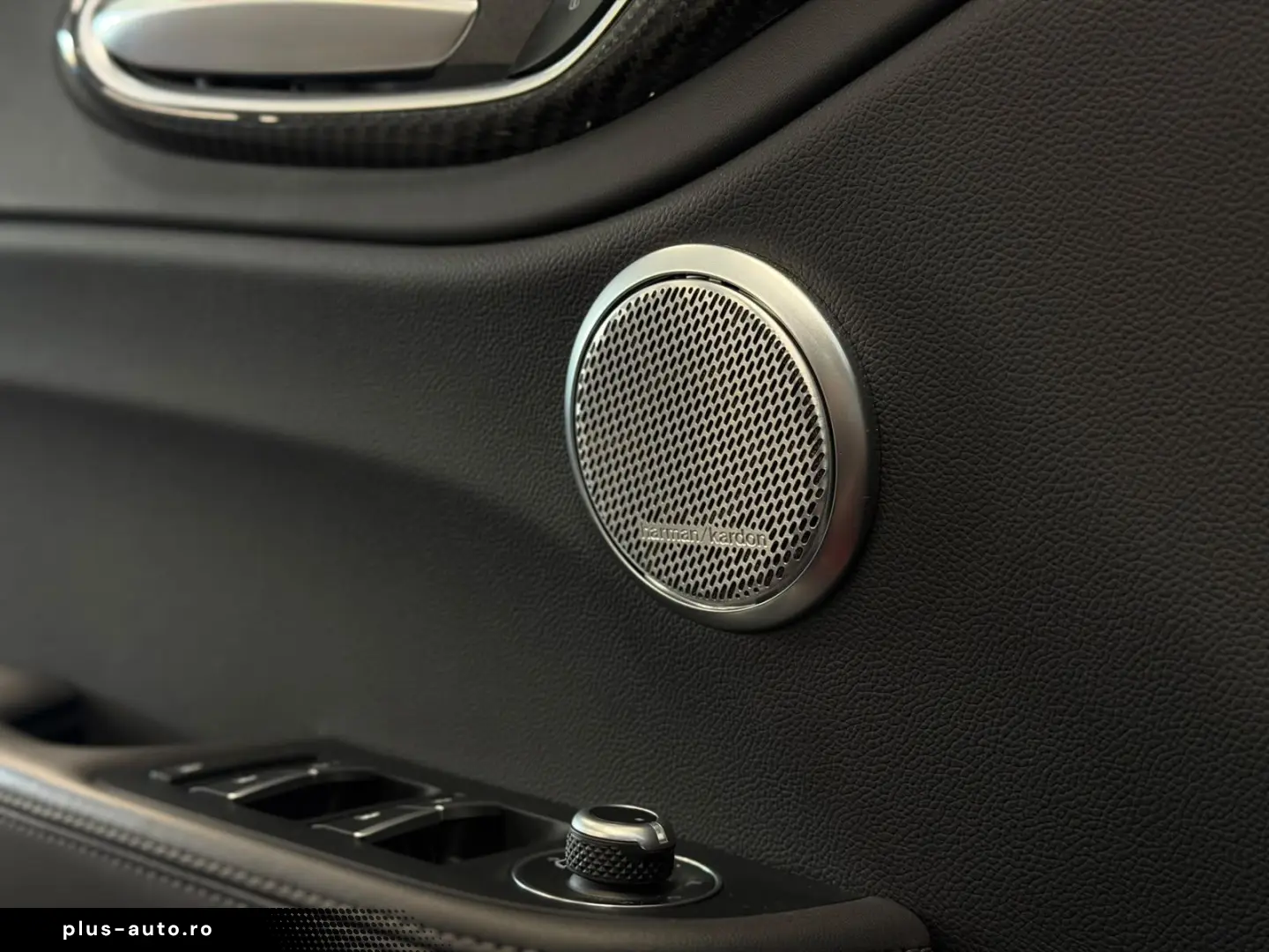 ALFA ROMEO Giulia Quadrifoglio CARBON AKRAPO H&K ACC CARPLA