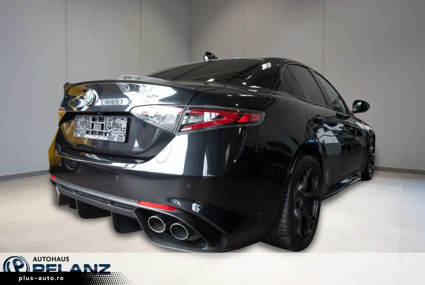 ALFA ROMEO Giulia Quadrifoglio 2.9 V6 Bi-Turbo AT8  KOMF...