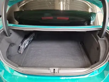 ALFA ROMEO Giulia Quadrifoglio 2.9 V6 Bi-Turbo Akrapovic Ka