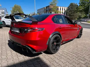 Alfa Romeo Giulia GTA  exemplarul nr. 143 din 500 produse.