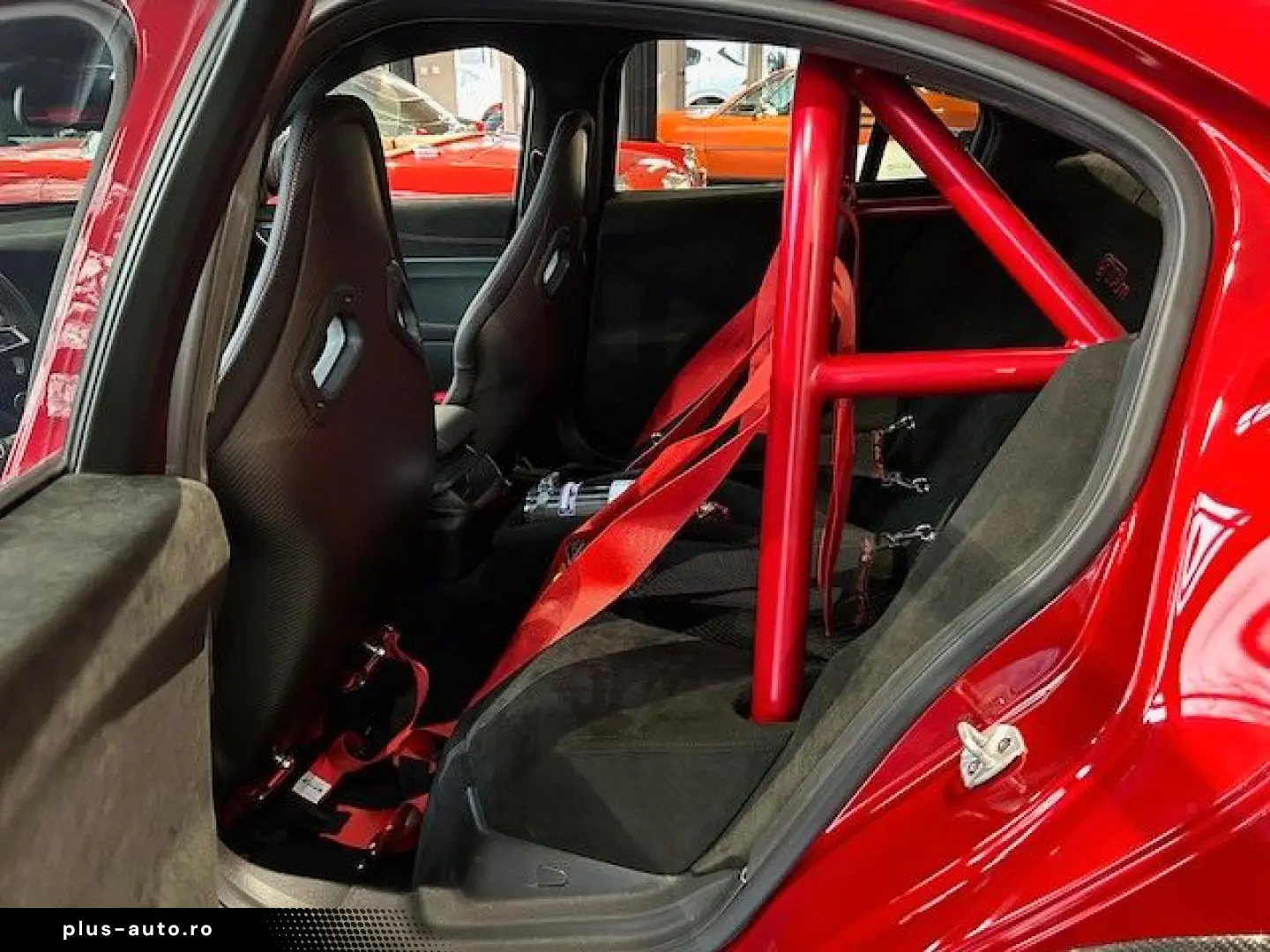 Alfa Romeo Giulia GTA  exemplarul nr. 143 din 500 produse.