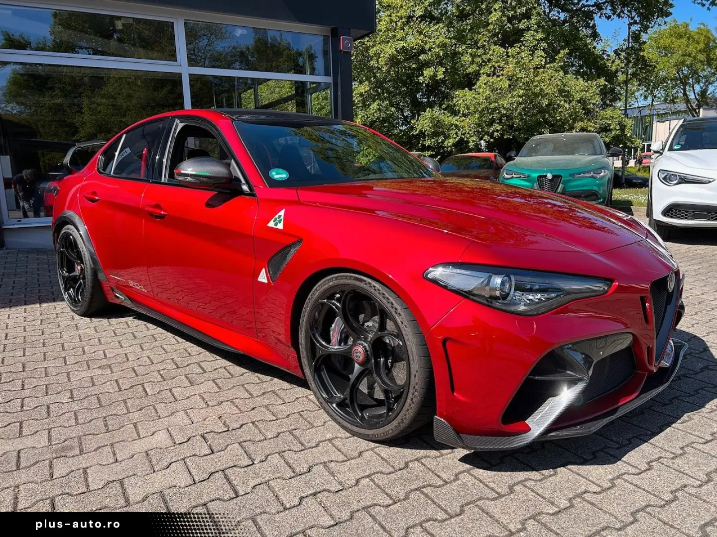 Alfa Romeo Giulia GTA  exemplarul nr. 143 din 500 produse.