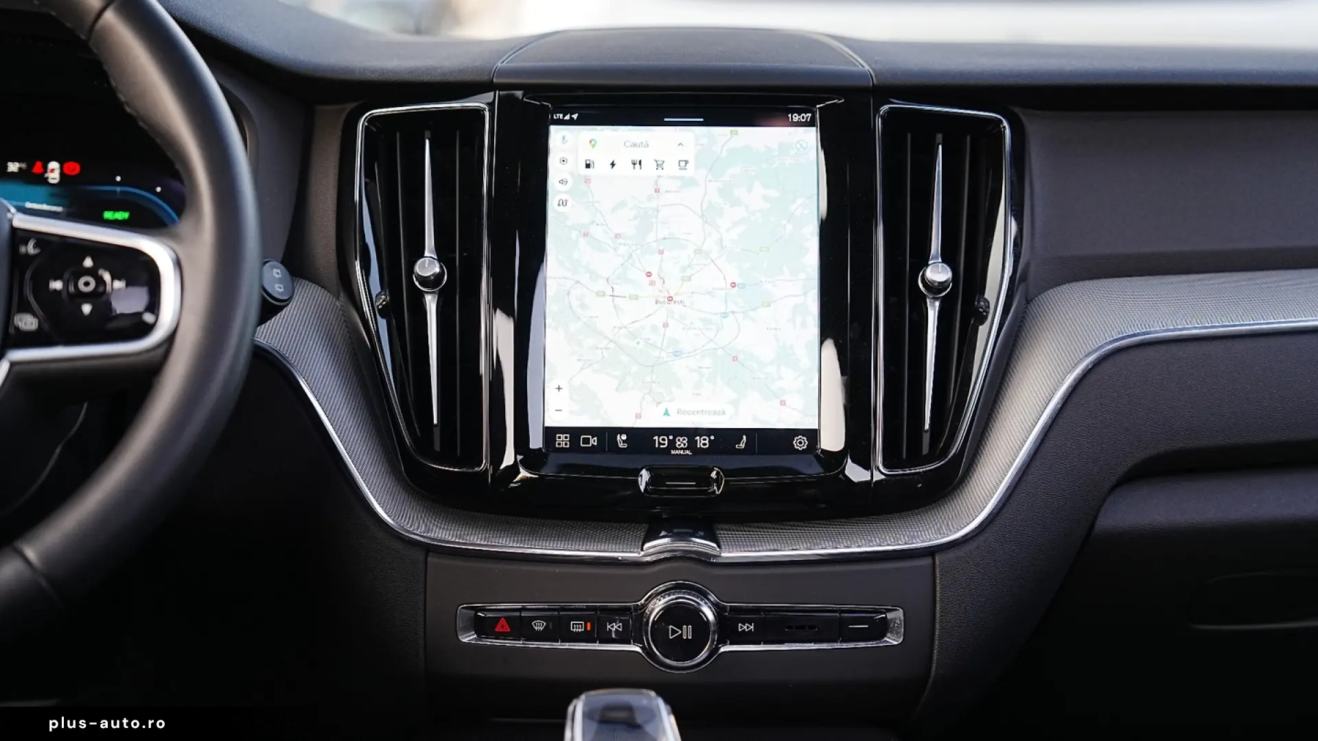 Volvo XC 60 Recharge T6 Twin Engine eAWD R-Design Expression