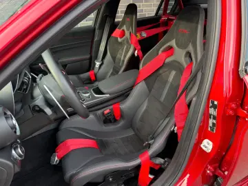 ALFA ROMEO Giulia Quadrifoglio GTAm - No. 333 500 - 1. Hd