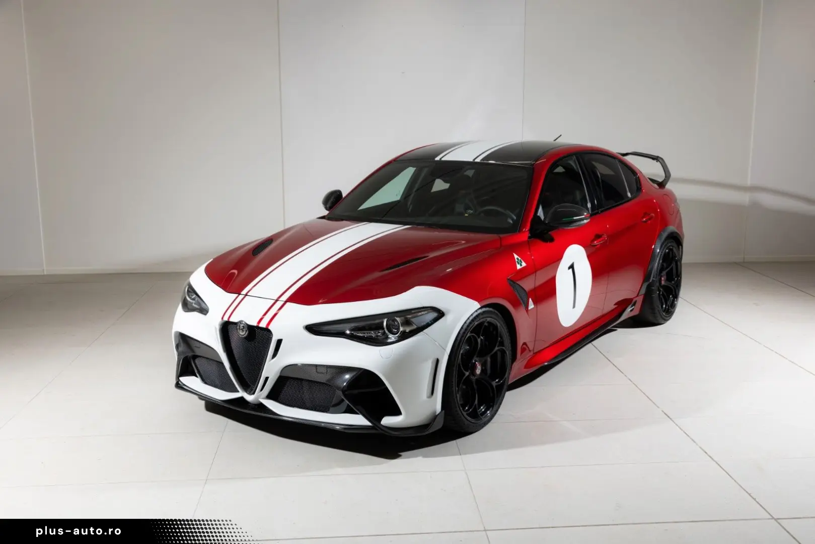 ALFA ROMEO Giulia GTAm - Silverstone 1972 1of20