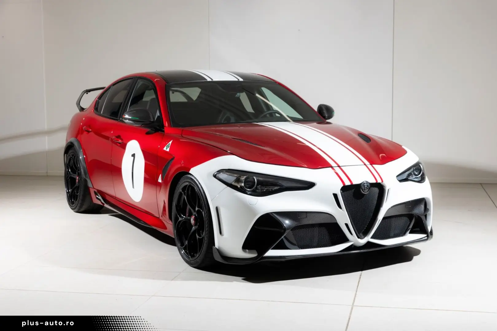 ALFA ROMEO Giulia GTAm - Silverstone 1972 1of20