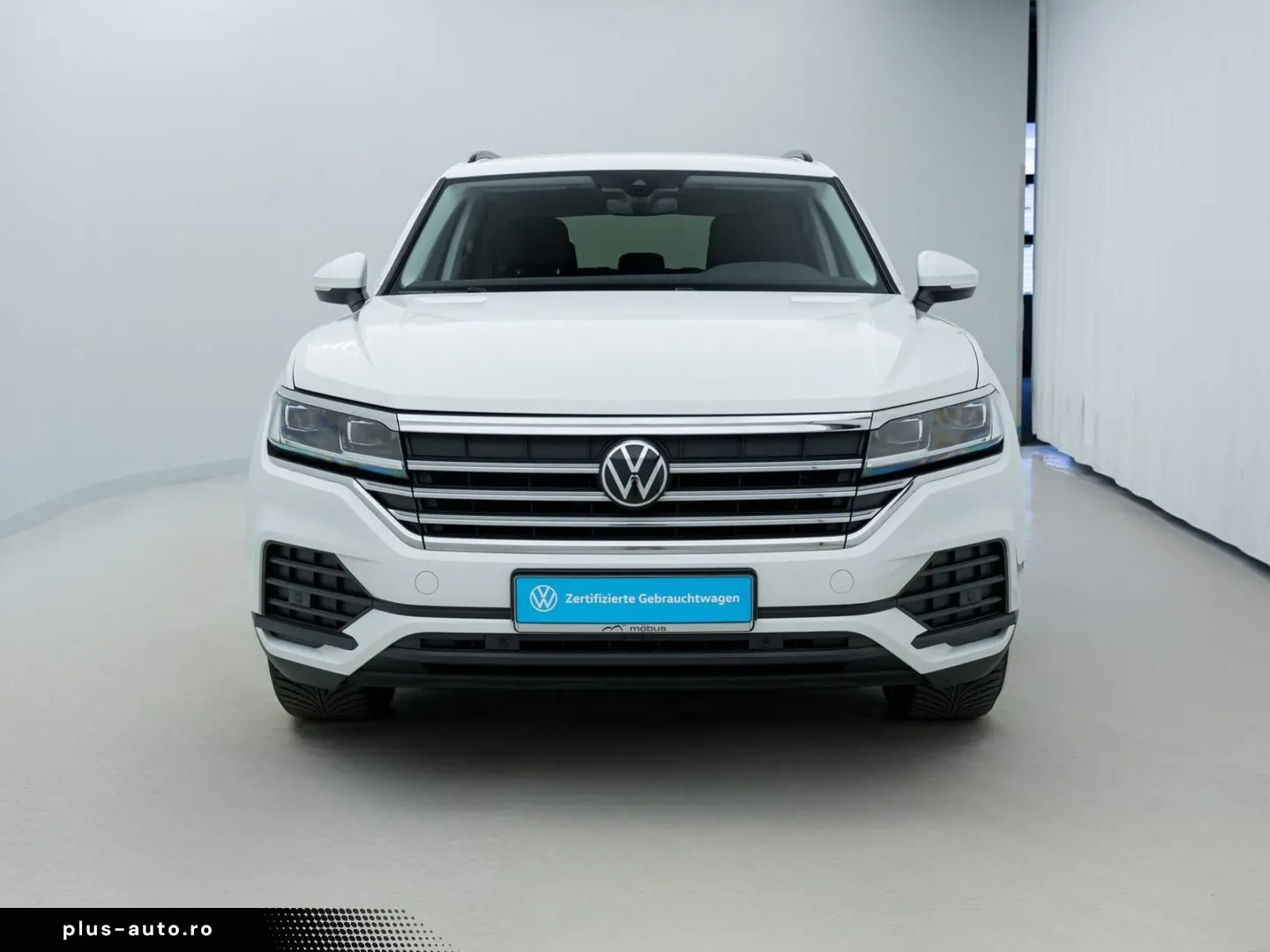 VW Touareg 3.0 V6 TDI 4M  2 49% FIN  DSG GJR APP LE