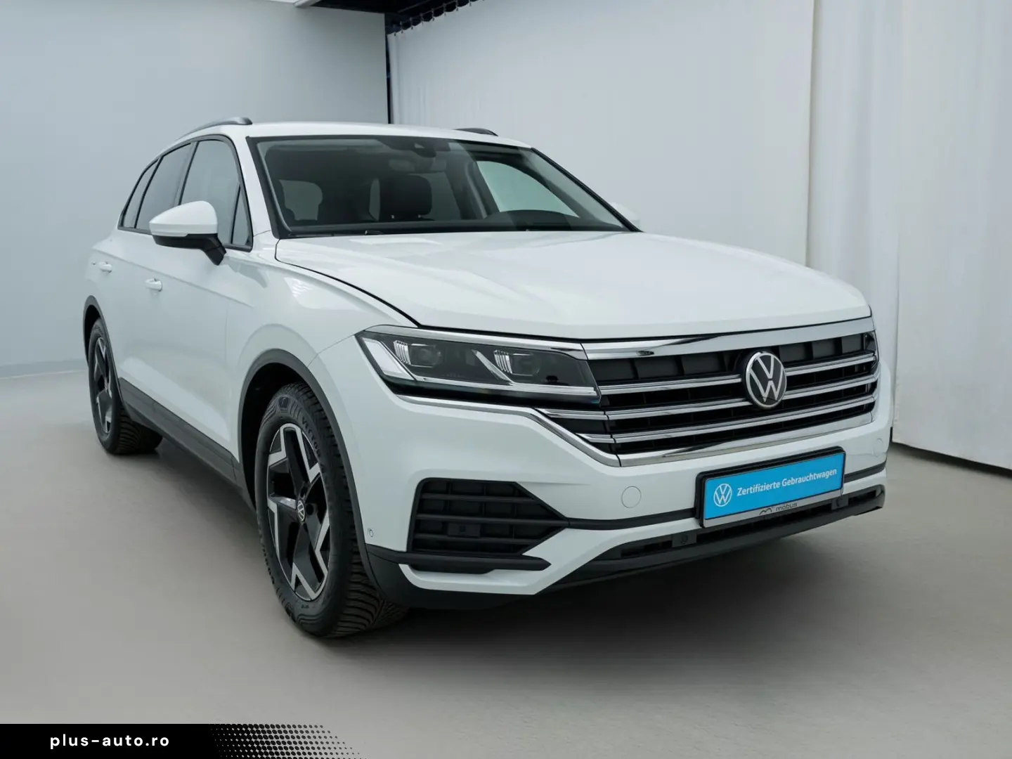 VW Touareg 3.0 V6 TDI 4M  2 49% FIN  DSG GJR APP LE