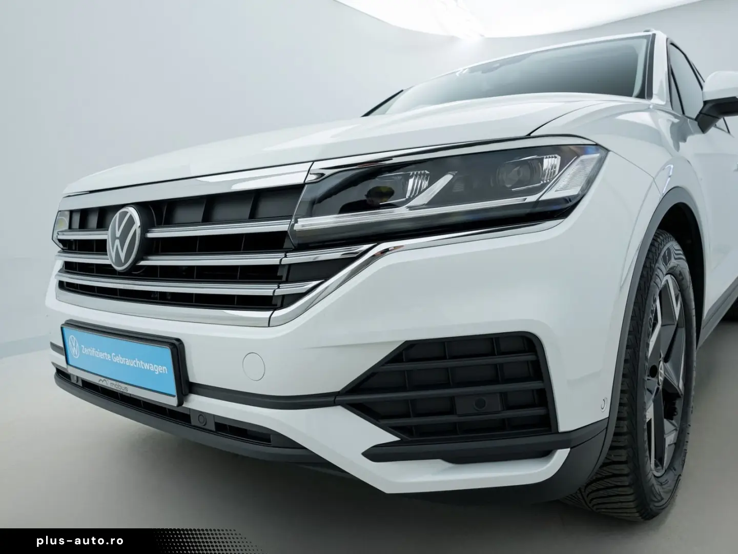 VW Touareg 3.0 V6 TDI 4M  2 49% FIN  DSG GJR APP LE
