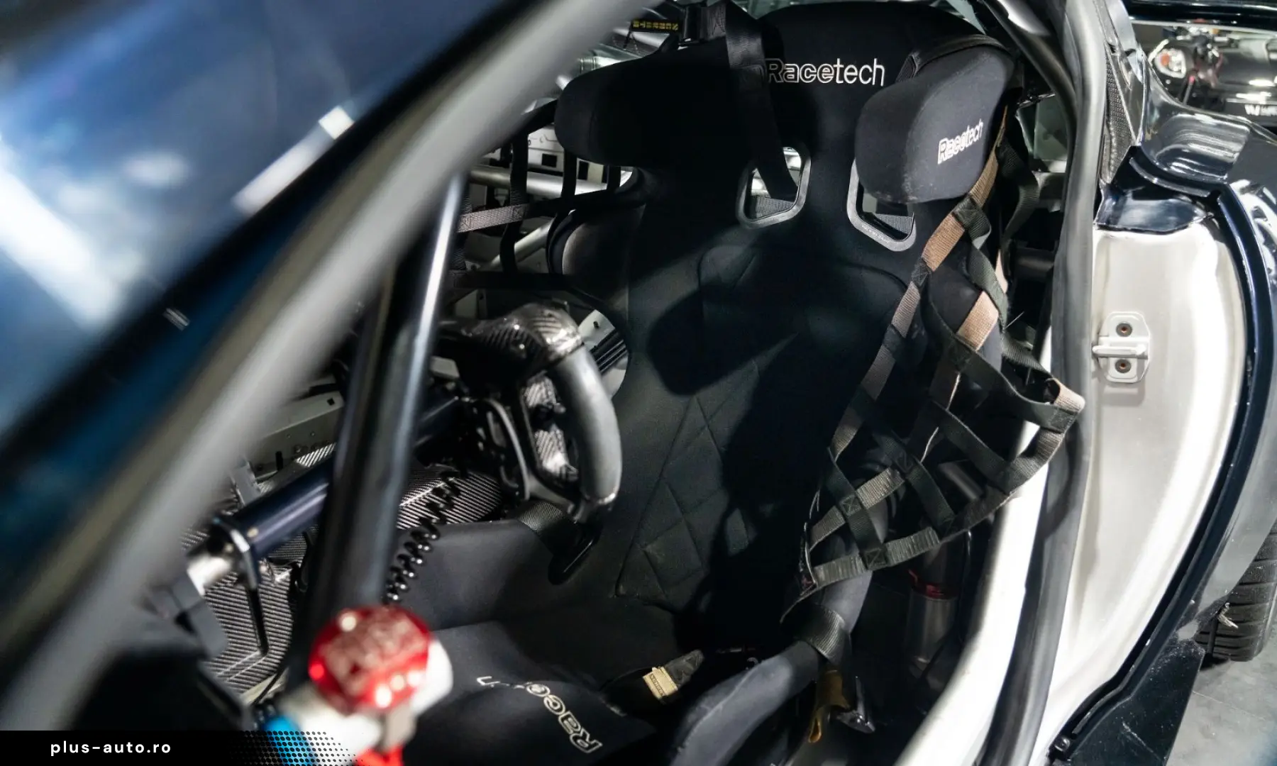 ASTON MARTIN GT4 AMR V8 4.0 510 Ch