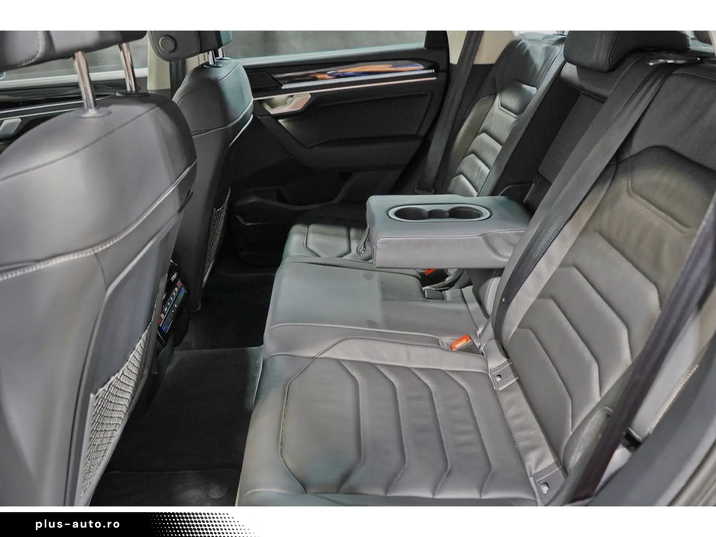 VW Touareg 3.0 TDI tiptronic 4M AHK Navi Kamera 19
