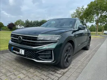 VW Touareg 3.0 TDI 170 kW 4Motion R-Line  Garantie
