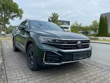 VW Touareg 3.0 TDI 170 kW 4Motion R-Line  Garantie