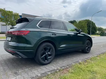 VW Touareg 3.0 TDI 170 kW 4Motion R-Line  Garantie