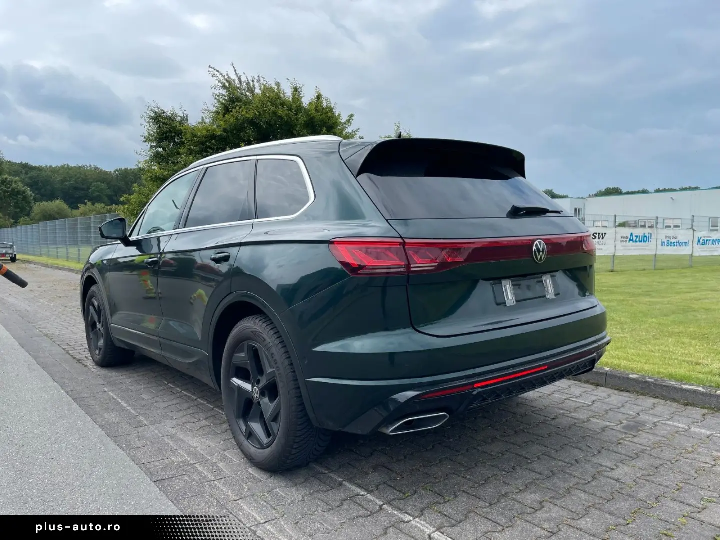 VW Touareg 3.0 TDI 170 kW 4Motion R-Line  Garantie