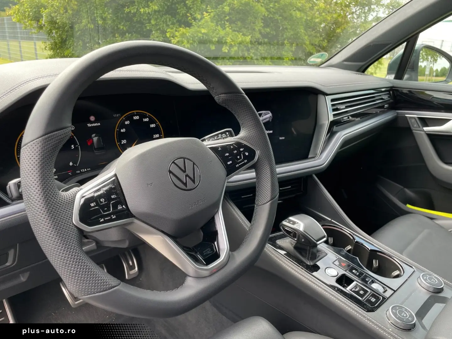 VW Touareg 3.0 TDI 170 kW 4Motion R-Line  Garantie