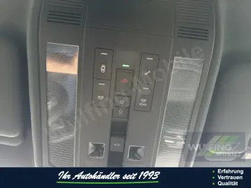VW Touareg 3.0 TDI 4Motion R-Line ACC PANO CAM FLA