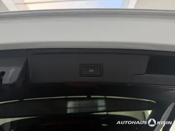 VW Touareg 3.0 TDI 4M  AHK  Luftfederung  Kamera  N