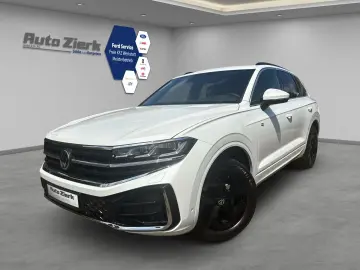 VW Touareg 3.0 TDI 4Motion R-Line ACC IQ.LIGHT PANO