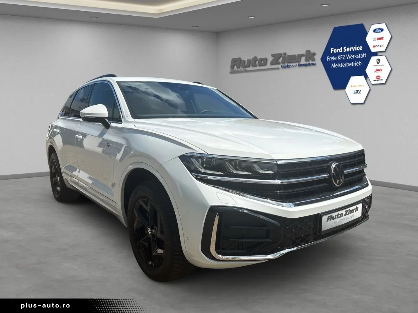 VW Touareg 3.0 TDI 4Motion R-Line ACC IQ.LIGHT PANO