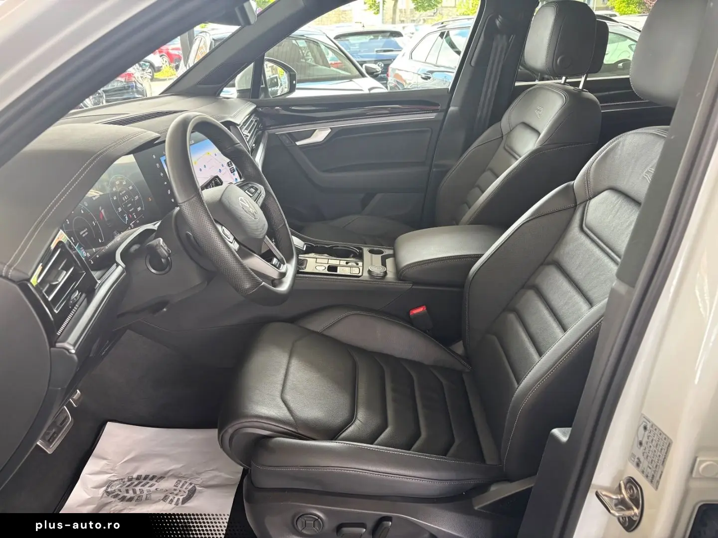 VW Touareg 3.0 TDI 4Motion R-Line ACC IQ.LIGHT PANO