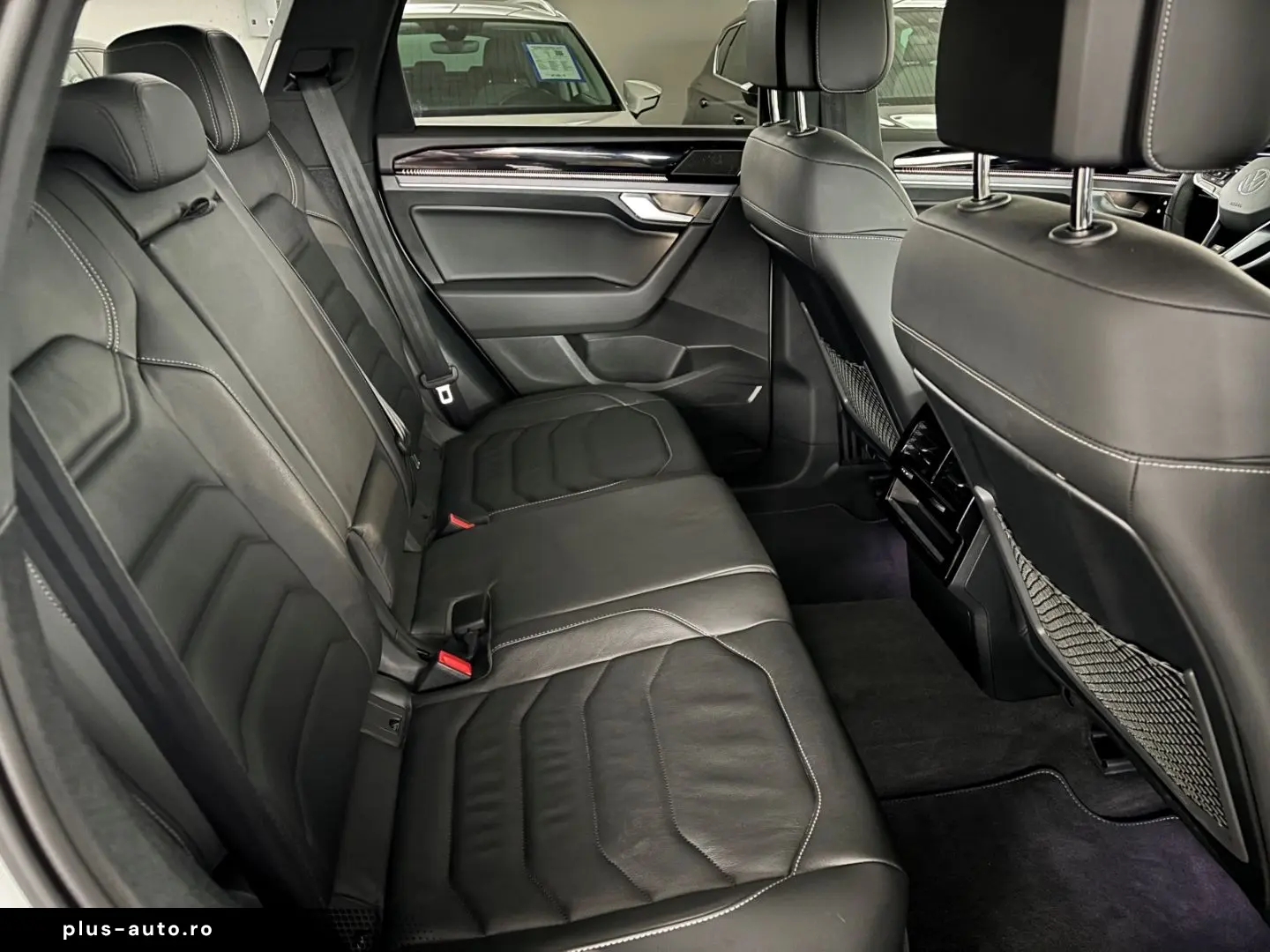 VW Touareg 3.0 TDI 4Motion R-Line ACC IQ.LIGHT PANO