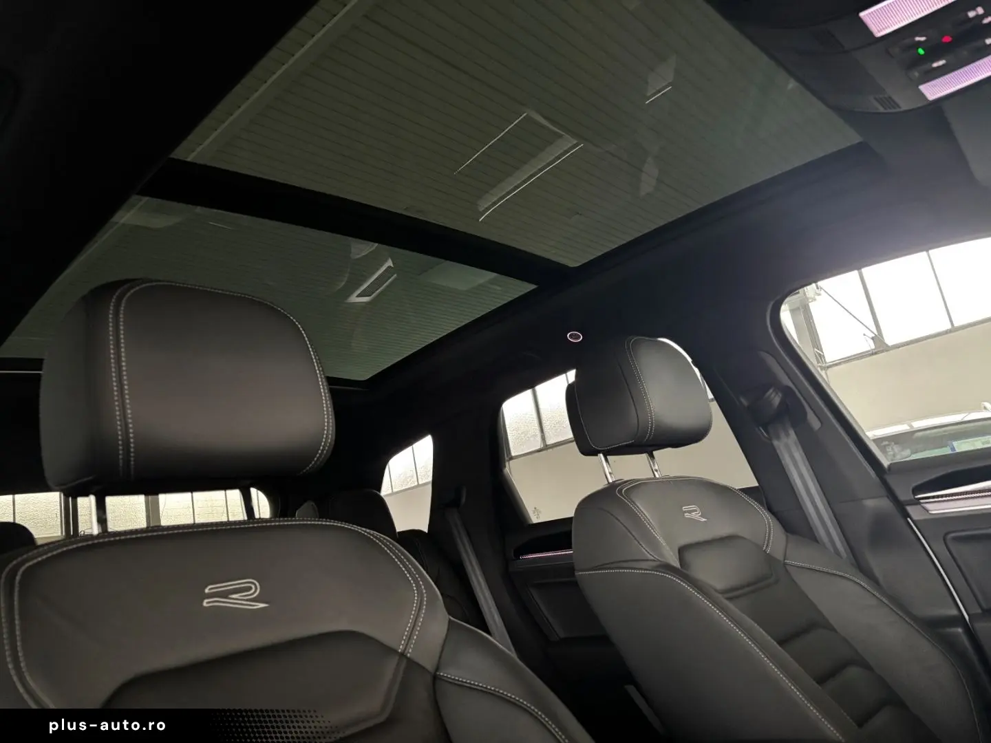 VW Touareg 3.0 TDI 4Motion R-Line ACC IQ.LIGHT PANO