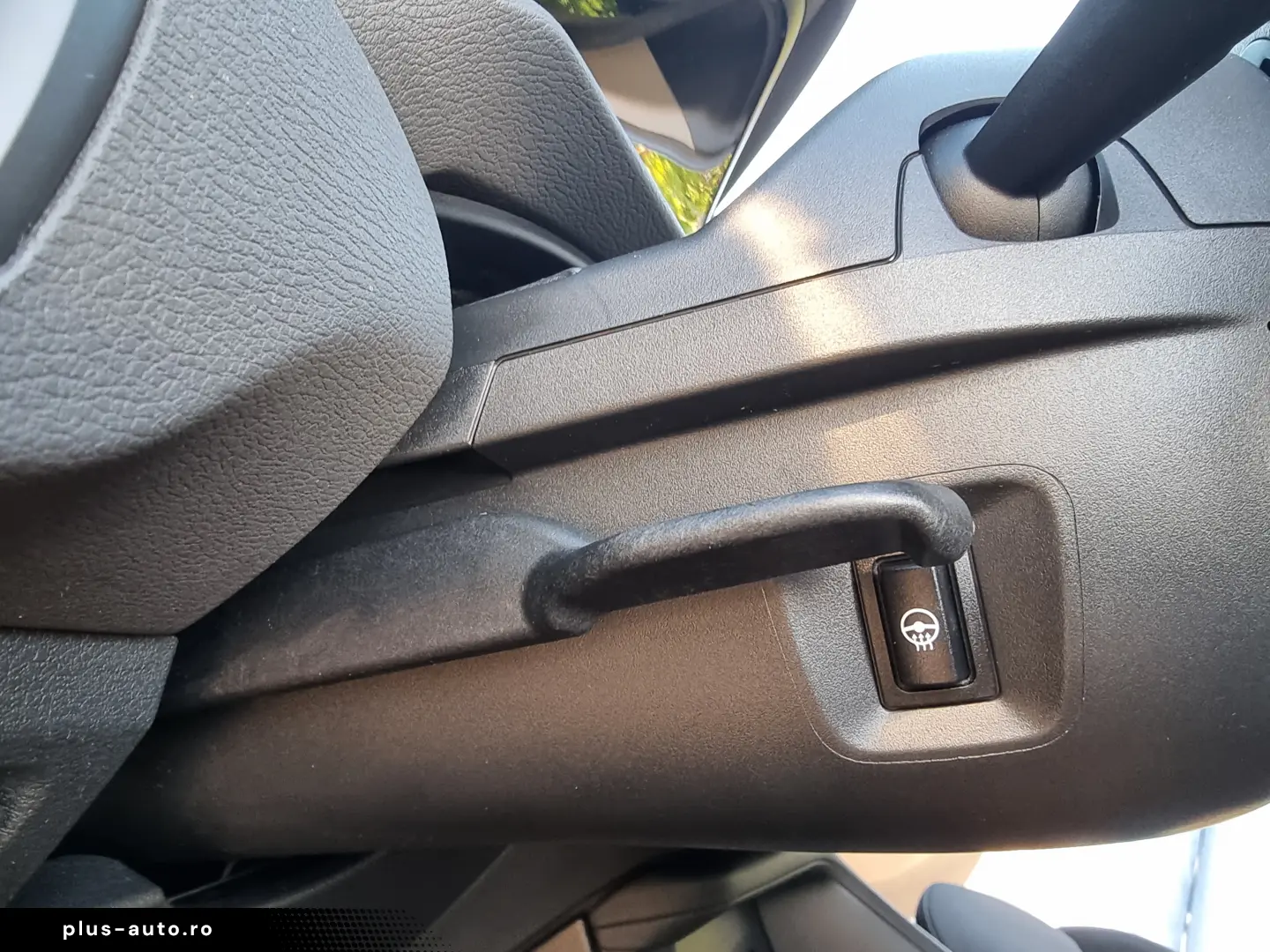 BMW X1 xDrive20d 190 CP   93.000 km   Istoric BMW