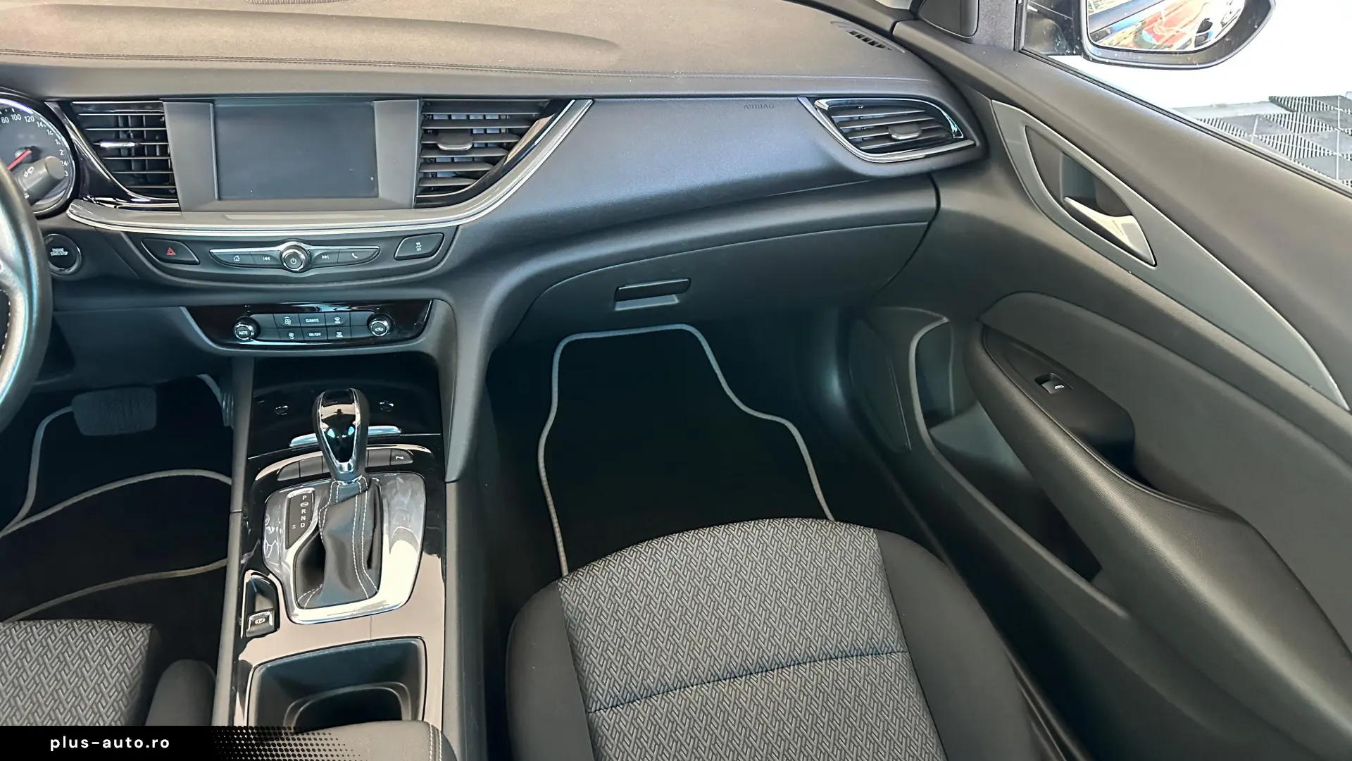 Opel Insignia 1.6 Diesel 136 CP An 2019