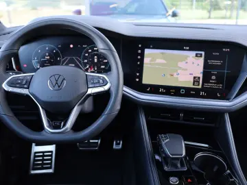 VW Touareg 3.0 TDI 4Motion R-Line