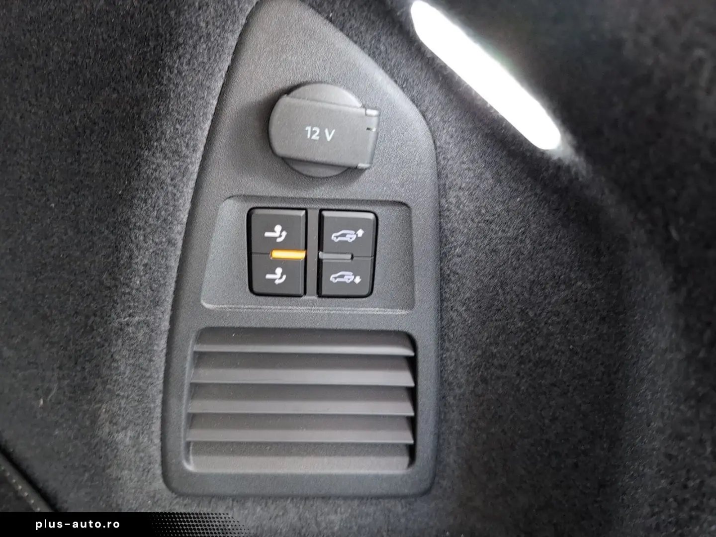 VW Touareg R-LINE 3.0TDI 231PS NP.108T ACC.5J-G.AHK