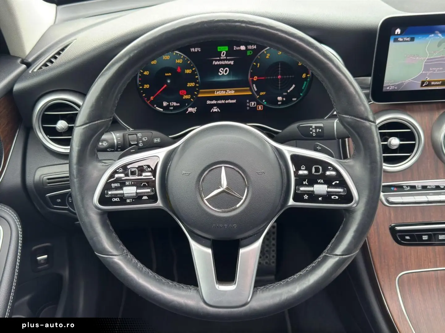 MERCEDES-BENZ GLC 300 de 4Matic AMG ILS Pano 360  AHK Memory