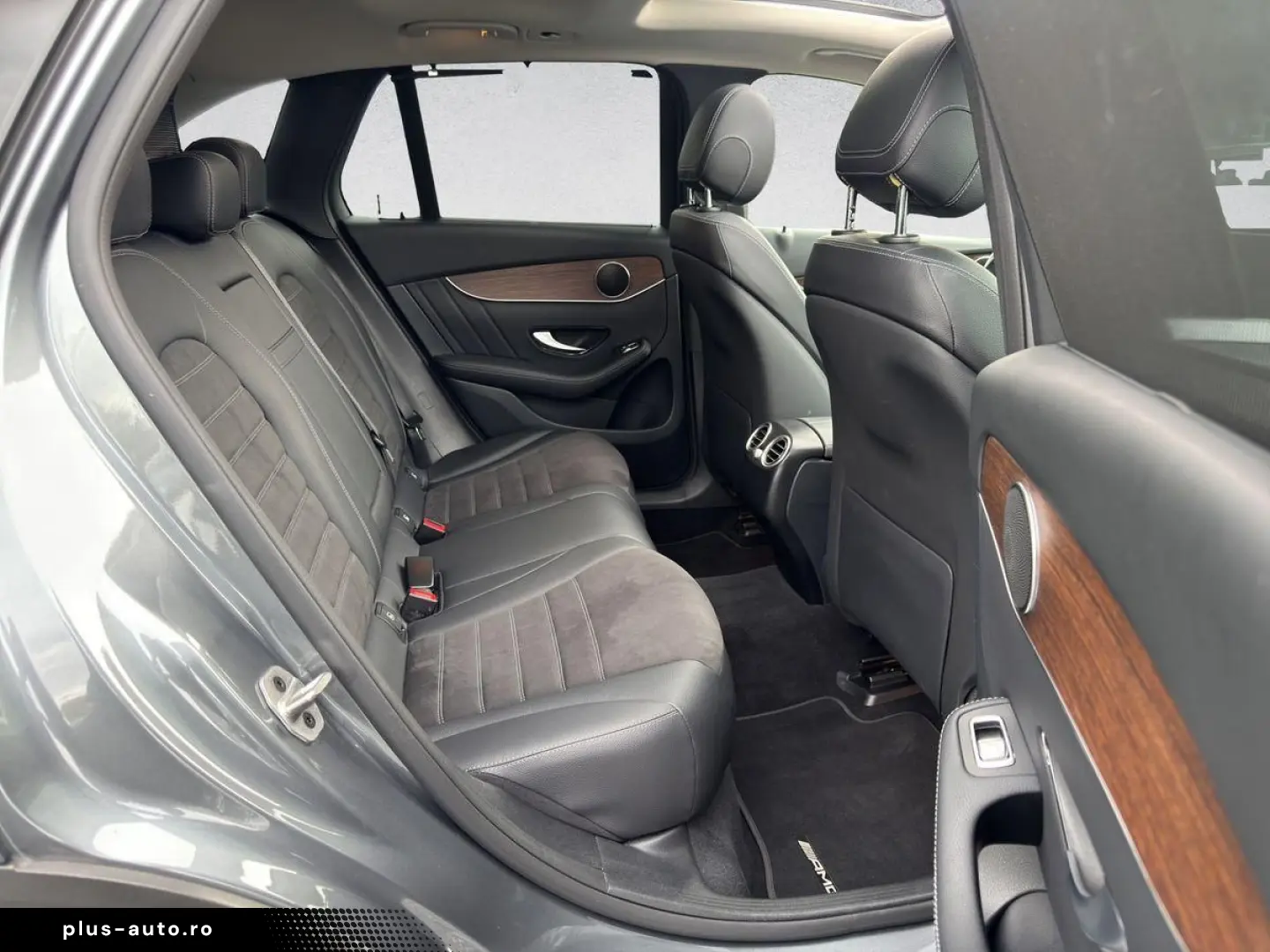 MERCEDES-BENZ GLC 300 de 4Matic AMG ILS Pano 360  AHK Memory