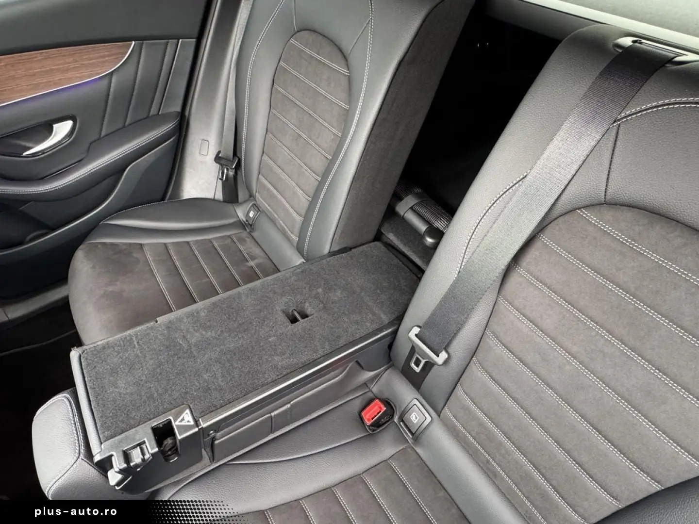 MERCEDES-BENZ GLC 300 de 4Matic AMG ILS Pano 360  AHK Memory