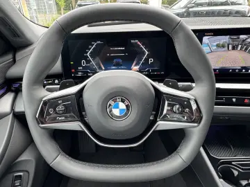 BMW 520i Limo Komfortsitze 360 AD-LED HuD Sitzklima