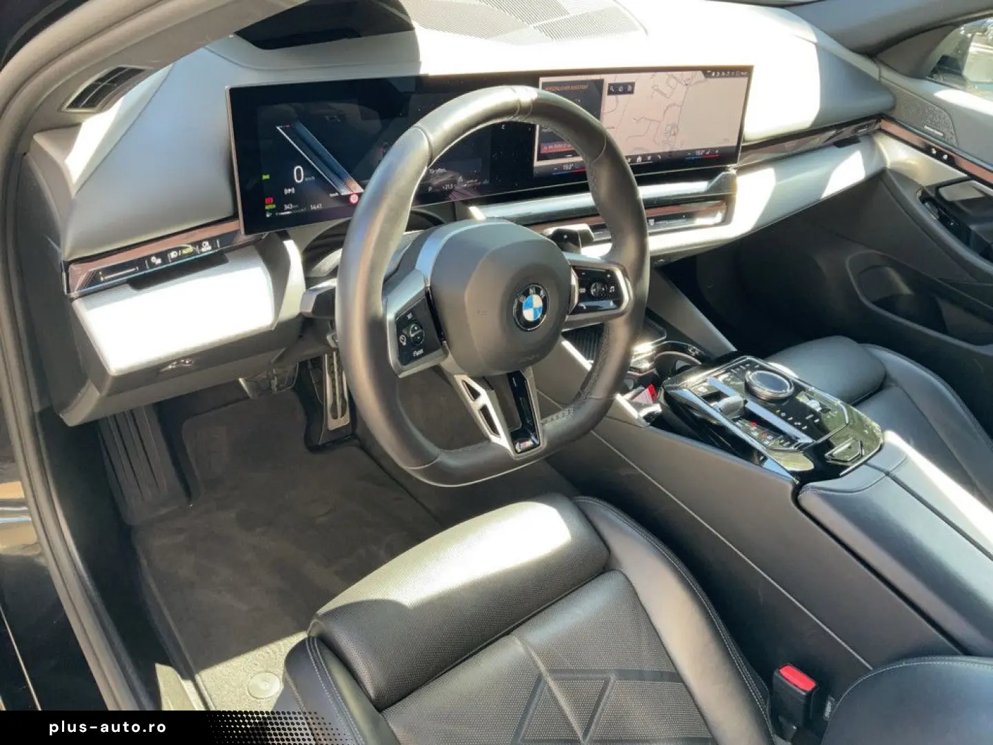 BMW 520i Lim. M-SPORT LED NAVI HUD 360  H K PDC 19