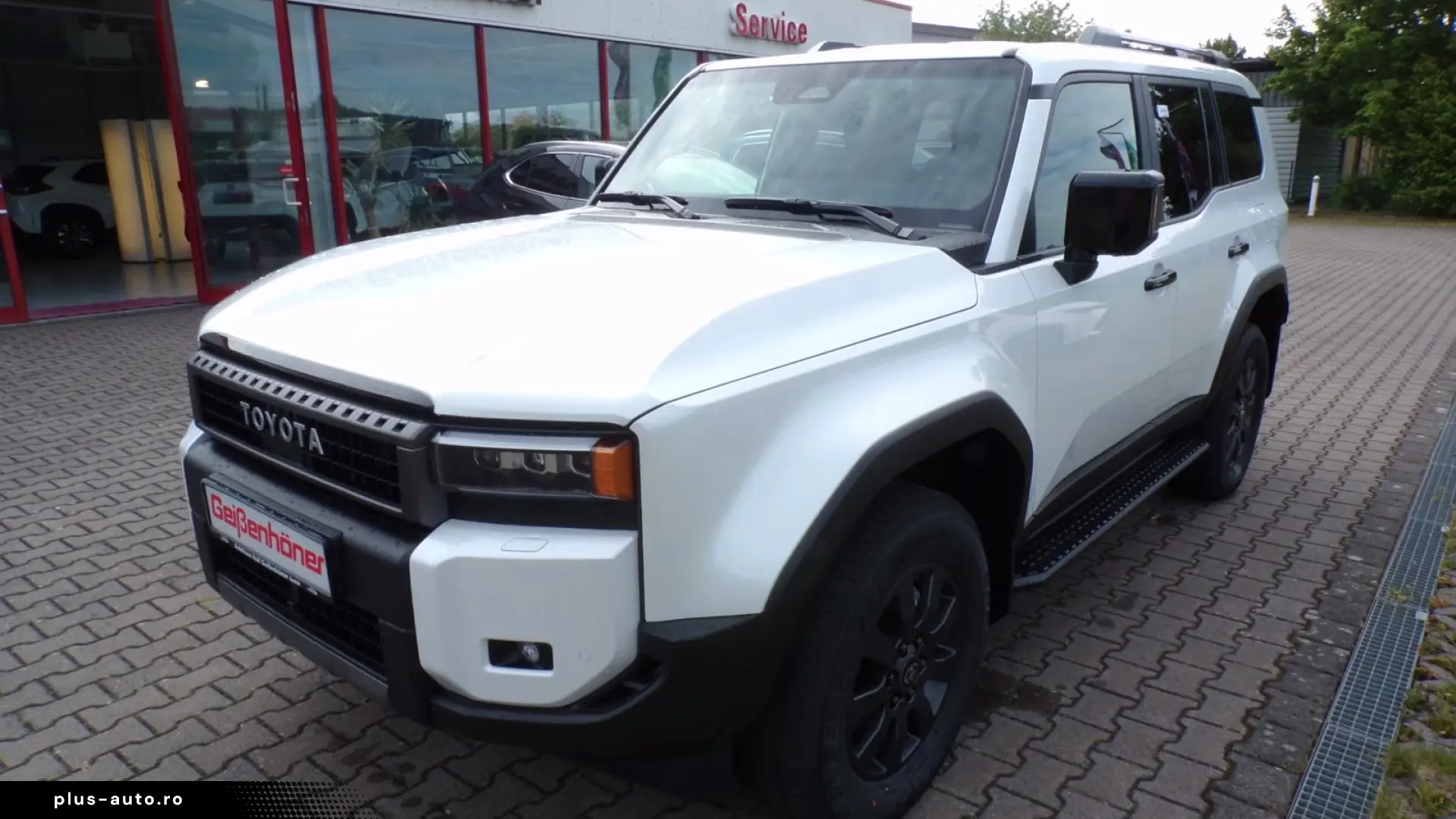 Toyota Land Cruiser PRADO Executive Cam 360