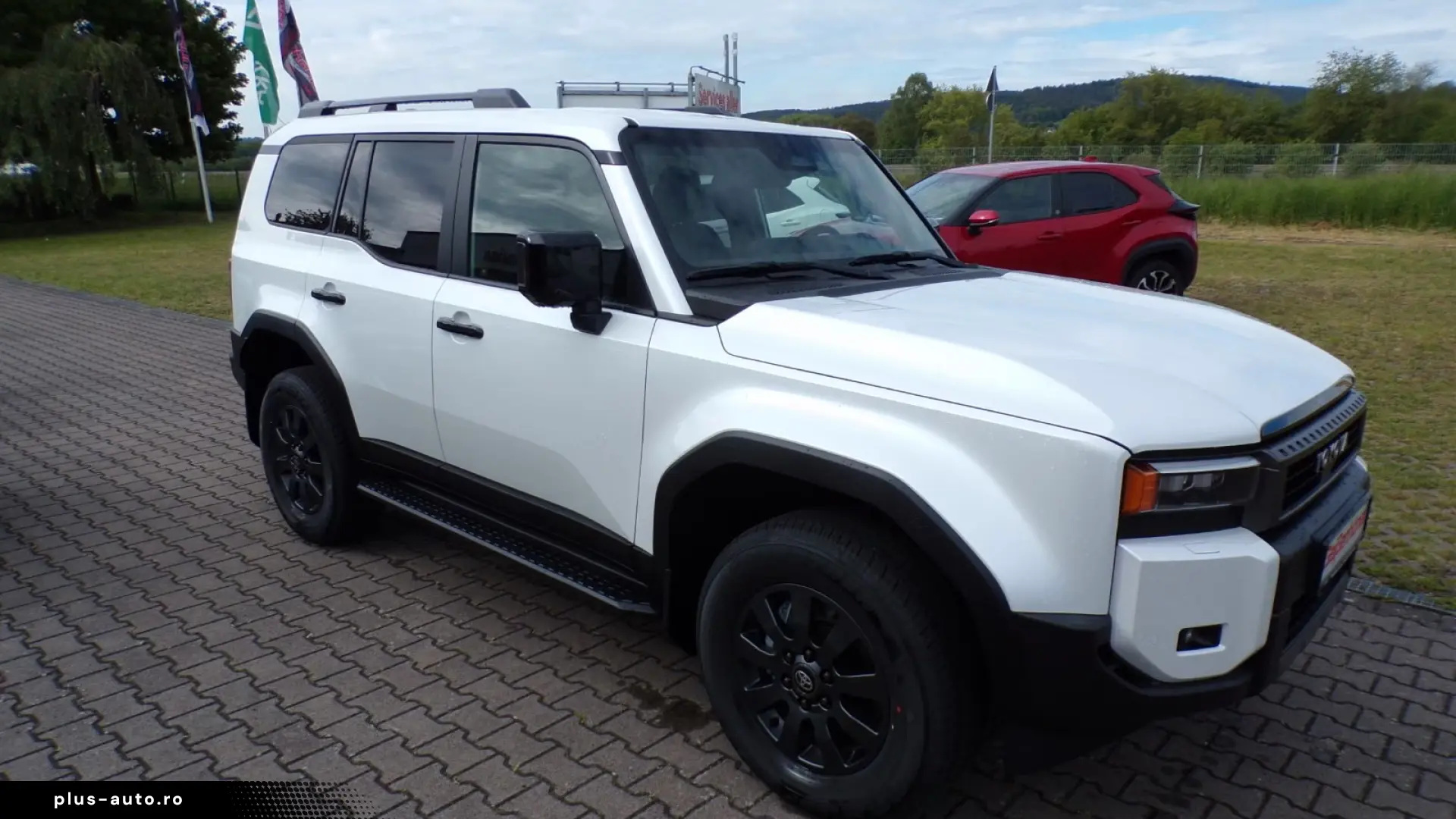Toyota Land Cruiser PRADO Executive Cam 360