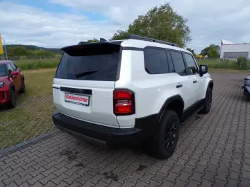 Toyota Land Cruiser PRADO Executive Cam 360