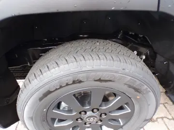 Toyota Land Cruiser PRADO Executive Cam 360