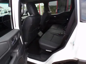 Toyota Land Cruiser PRADO Executive Cam 360