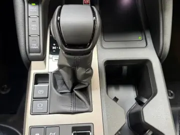 Toyota Land Cruiser LC 250 EXECUTIVE MY 2027 Facelift