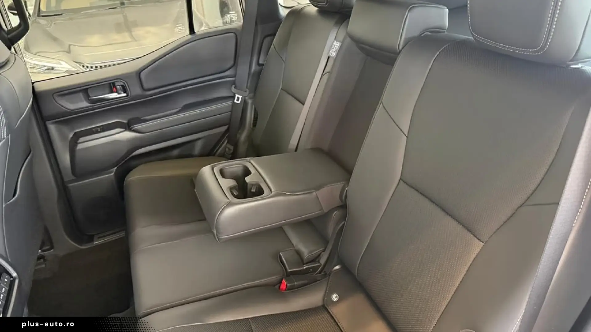 Toyota Land Cruiser LC 250 EXECUTIVE MY 2027 Facelift