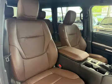 Toyota Land Cruiser LC 250 EXECUTIVE-NEW FACE 2027