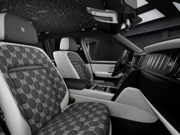 Rolls-Royce Cullinan BLACK BADGE - MY2027 - LIVRARE RAPIDA!