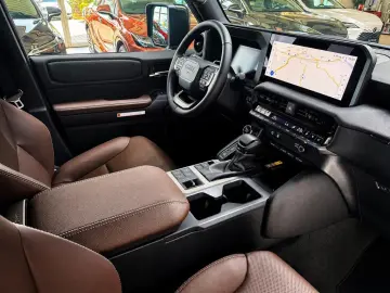 Toyota Land Cruiser LC 250 EXECUTIVE-BI-TONE