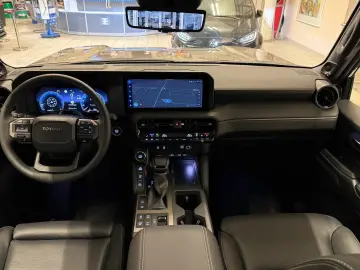 Toyota Land Cruiser LC 250 LOUNGE Pano HUD Ventilatie 360