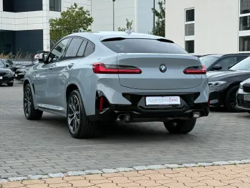 BMW X4 xD 30d M Sport HuD Laser Memory StHzg 20  AHK