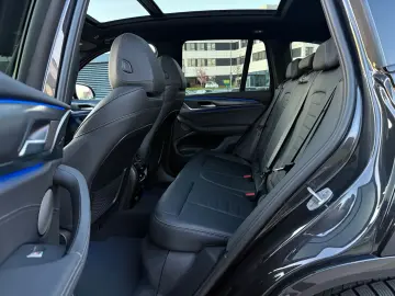 BMW X3 xD 20 i M Sport Laser Pano AHK HuD h k StHzg